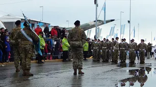 Una multitud participó de la "Vigilia de Malvinas" en Río Grande