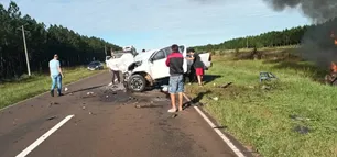 Tragedia en Corrientes: cuatro muertos tras un choque frontal e incendio de una camioneta en Ruta 12