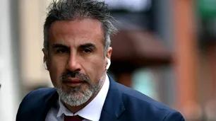 Leopoldo Luque busca despegarse de la acusación por la muerte de Maradona y su defensa habla de un “chivo expiatorio”