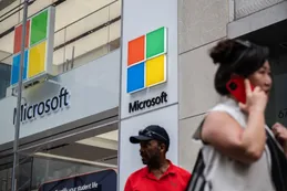 Microsoft registra un tibio crecimiento ante la caída de la demanda del negocio en la nube