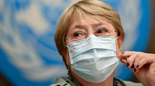 Michelle Bachelet hizo público su apoyo a la reforma de la Constitución que cada vez más chilenos rechazan