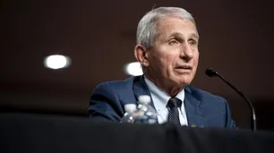 Para Anthony Fauci, asesor de Joe Biden, “la Ómicron infectará a todos”