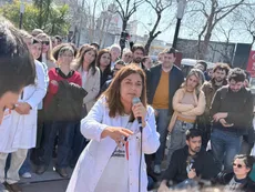 Tensión en el Hospital Garrahan: sancionan a trabajadores y apuntan contra la secretaria general de APyT