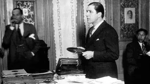 "Tesoros del Zorzal": se inaugura una muestra de objetos históricos de Carlos Gardel