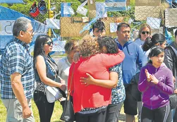 Pese a la resistencia de los familiares, el Gobierno decretará tres días de duelo