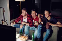 Guía tech: diferencias entre QLED, OLED y UHD para elegir cómo ver el Mundial