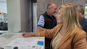 Concejala radical pide saber qué se paga la tasa municipal de alumbrado en la boleta de la Epec