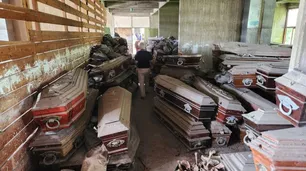 Nuevo descubrimiento tétrico en el cementerio de La Plata: otras 2.000 bolsas con restos humanos
