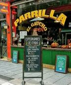 Marketing parrillero: en un local del centro cobraron un adicional "Argentina campeón del mundo"