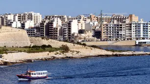 Malta supera a Hong Kong en alza de precios mundiales de casas