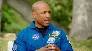 Victor Glover tras Artemis II: “Lo que nos movilizaba era la curiosidad por ir más allá de lo conocido”