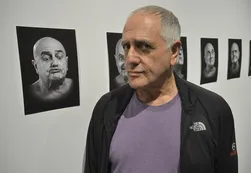 “El público selfie de los museos no se puede detener, es el aire de la época”
