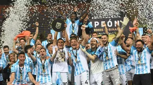 Racing superó a Boca en un clásico caliente