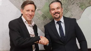 El embajador francés recorrió el conurbano y adelantó que preparan la visita de Milei a París