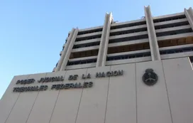 "Estoy con un toallón": la excusa de una funcionaria judicial para no encender su cámara en un juicio virtual