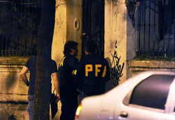 Caso Rawson: allanaron la casa familiar y secuestraron objetos personales
