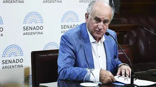 Oscar Parrilli va a juicio por el supuesto pago de un libro kirchnerista que nunca se publicó