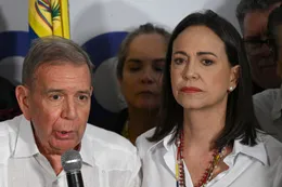 González Urrutia denunció que un grupo de encapuchados secuestró a su yerno y Corina Machado que rodearon la casa de su madre