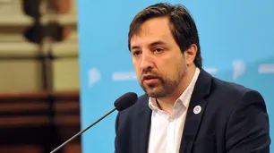 Vacunas: Nicolás Kreplak cruzó a la Sociedad de Pediatría y les pidió hacer un "trabajo responsable"