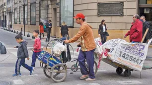 Ciudad: por la crisis, hay 300 personas más por mes que pasan a vivir en la calle