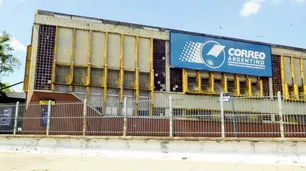 Correo: maniobras contrarreloj para beneficiar a la familia Macri