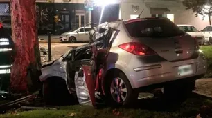 Tragedia en Villa Luro: una mujer murió tras chocar contra un árbol