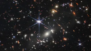 El telescopio James Webb reveló la imagen de las primeras galaxias formadas tras el Big Bang