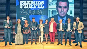 Perfil premió la Libertad de Expresión y la Inteligencia