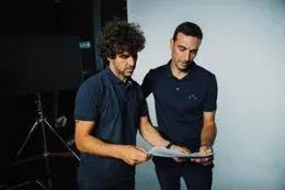 Lionel Scaloni y Banco Macro lanzan “Valemos Mucho”: una campaña que celebra el valor de los argentinos