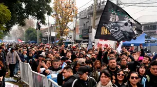 Fotogalería: el Indio Solari se fue entre lágrimas y recuerdos en un domingo gris
