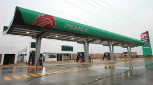 AMLO presenta proyecto de ley para dar más control a Pemex