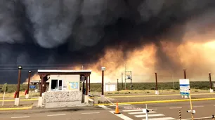 Un voraz incendio afecta decenas de hectáreas cerca de Península Valdés