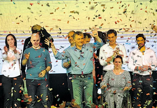 Después del triunfo, el Gobierno dejó atrás las críticas y empezó a mirar las PASO con cariño