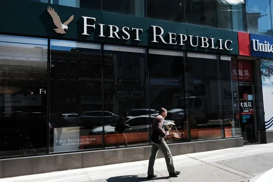 El gobierno de Estados Unidos intervino el First Republic Bank y lo vendió al JPMorgan