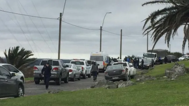 Luto y misterio en Uruguay: aparecieron asesinados tres infantes de la Marina