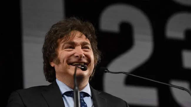 Debate presidencial: “Javier Milei va a tener que moderarse en las preguntas”