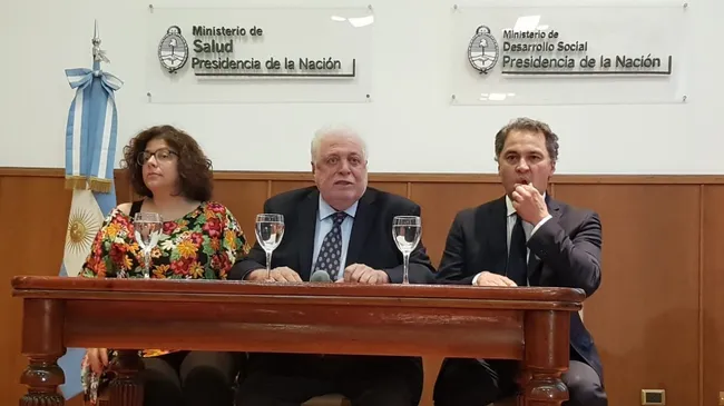 El gobierno recomendó "no viajar a China en caso de no ser necesario"