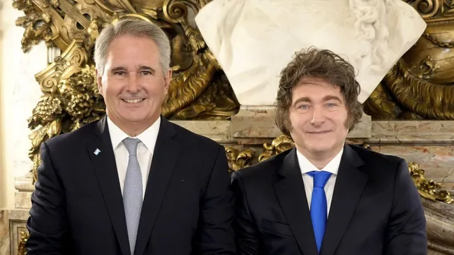 El Gobierno negó estar "destruyendo" Cancillería y aseguró estar “terminando con la lamentable politización kirchnerista”
