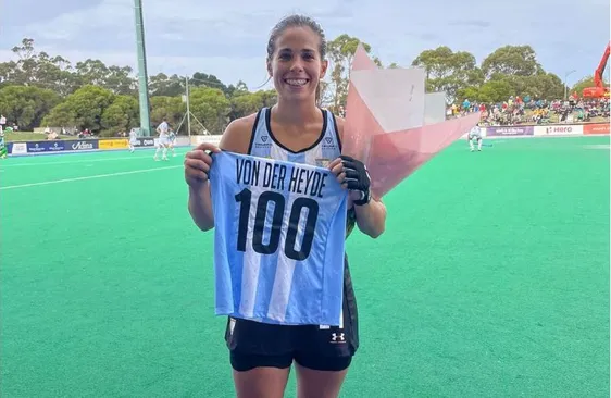 La misionera Lucina von der Heyde deja Las Leonas y jugará para Alemania: los motivos