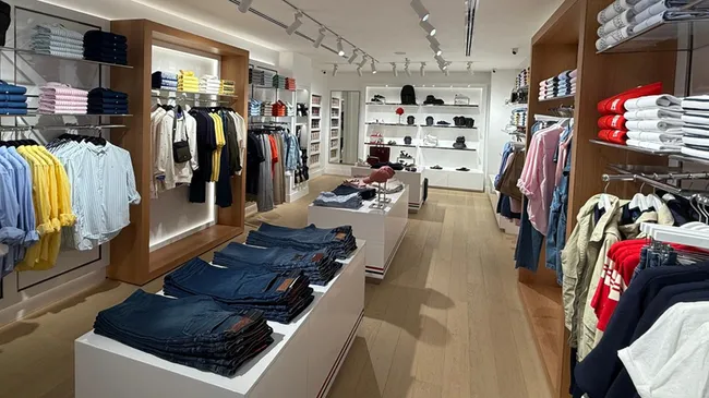 Tommy Hilfiger abre su primera tienda en Nuevocentro y refuerza la llegada de marcas globales a Córdoba