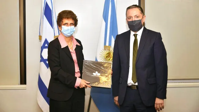 El intendente Fernando Gray mantuvo una reunión con la embajadora de Israel en Argentina, Galit Ronen