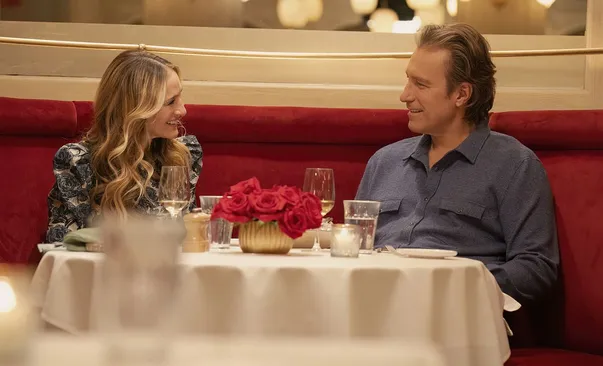 Carrie Bradshaw recupera su vida amorosa en la segunda temporada de And Just Like That