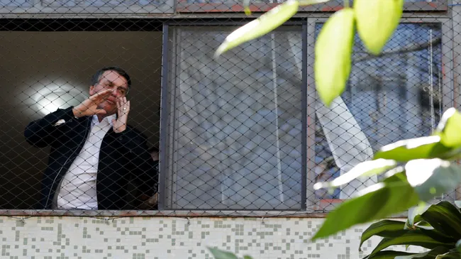 Jair Bolsonaro a periodista de O Globo: "Qué ganas de reventarte la boca a golpes"