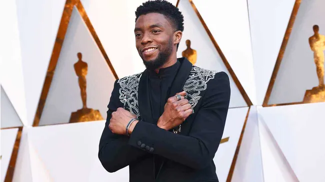 Chadwick Boseman peleó en secreto la batalla por su vida