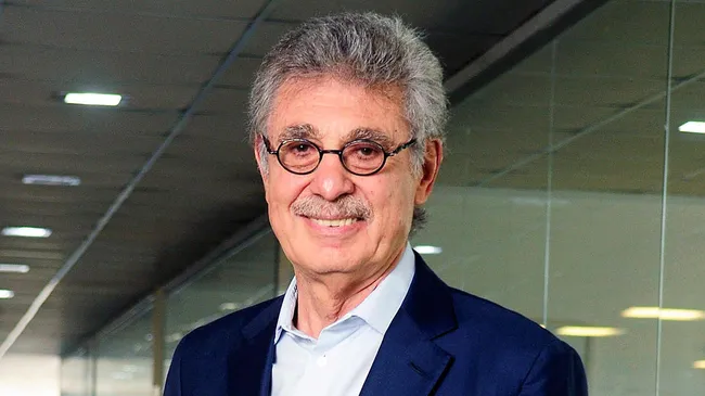 El laboratorio mexicano le respondió a Hugo Sigman sobre la demora de la vacuna de AstraZeneca