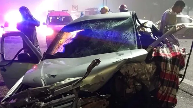 Manejó 17 kilómetros en contramano por la Ruta 2 y mató a un joven