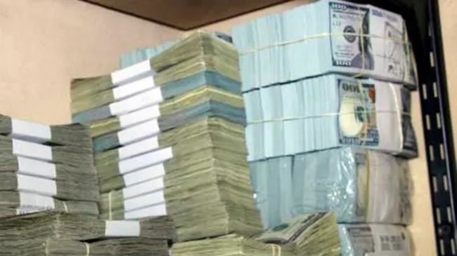 Procesan a una fiscal por la desaparición de dinero en una escena del crimen