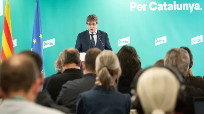 Tensión en España: Carles Puigdemont amenaza con romper con Pedro Sánchez por incumplir acuerdos