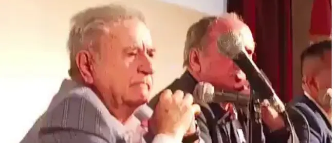 Escracharon a Duhalde en la presentación de un libro sobre su gestión como gobernador: por qué se cantó la marcha peronista