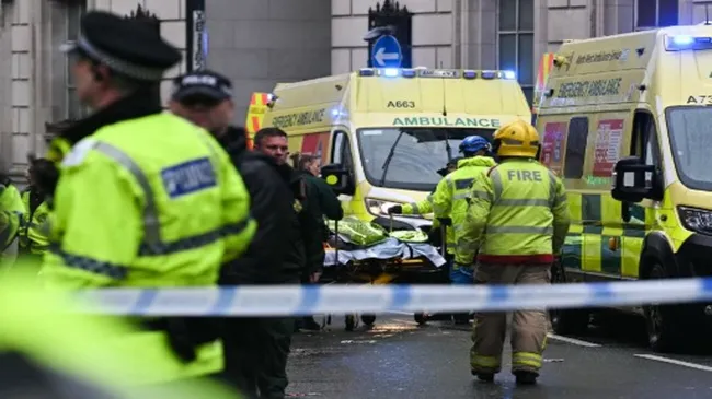 Atropello masivo en Liverpool: un automóvil embistió a fanáticos en desfile por título de la Premier League, causando caos y pánico